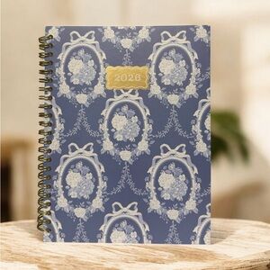 Clementine 2026 Planner Weekly and Monthly, Jan. 2026 - Dec. 2026.